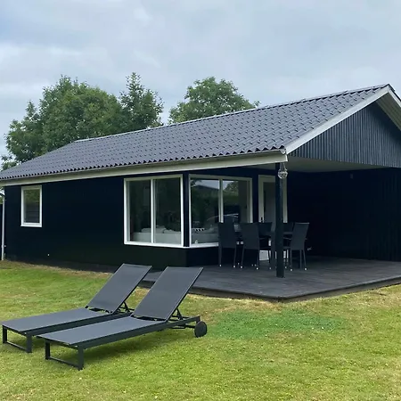Near Forest And Charming Hou Holiday home *